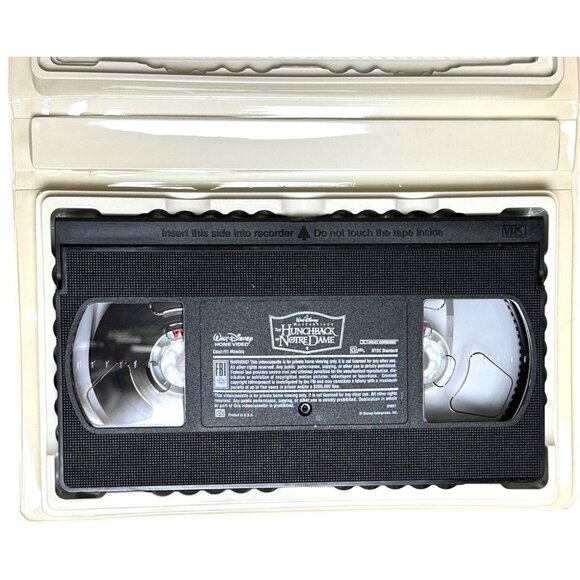 Vtg Walt Disney's Masterpiece The Hunchback of Notre Dame VHS 1997 VGUC Classic - Picture 4 of 5
